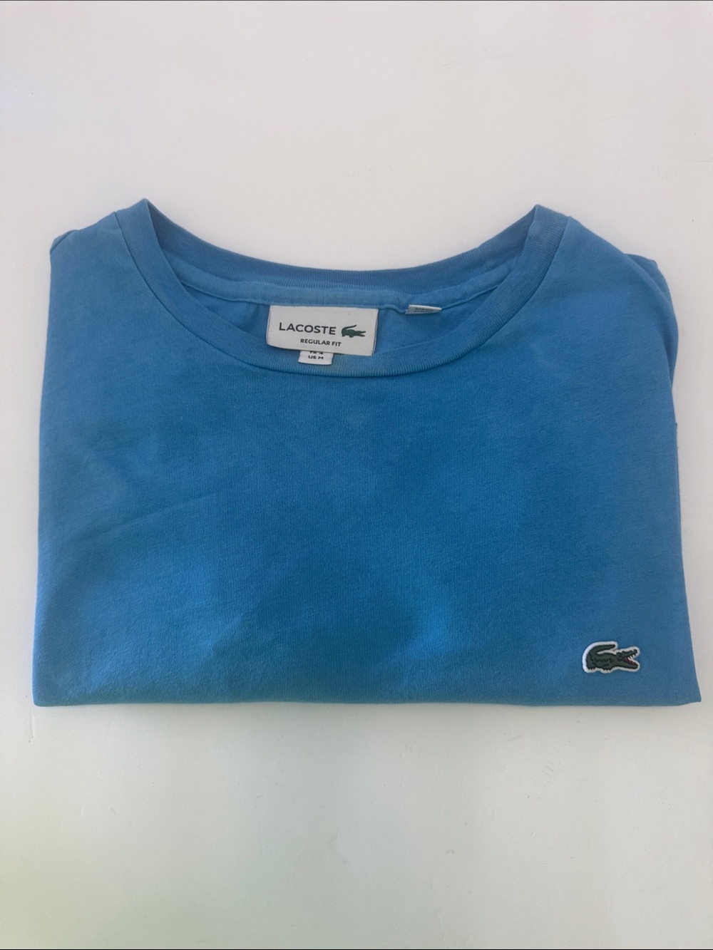 Lacoste Men’s Short Sleeve Tee in Sky Blue with Crocodile Patch